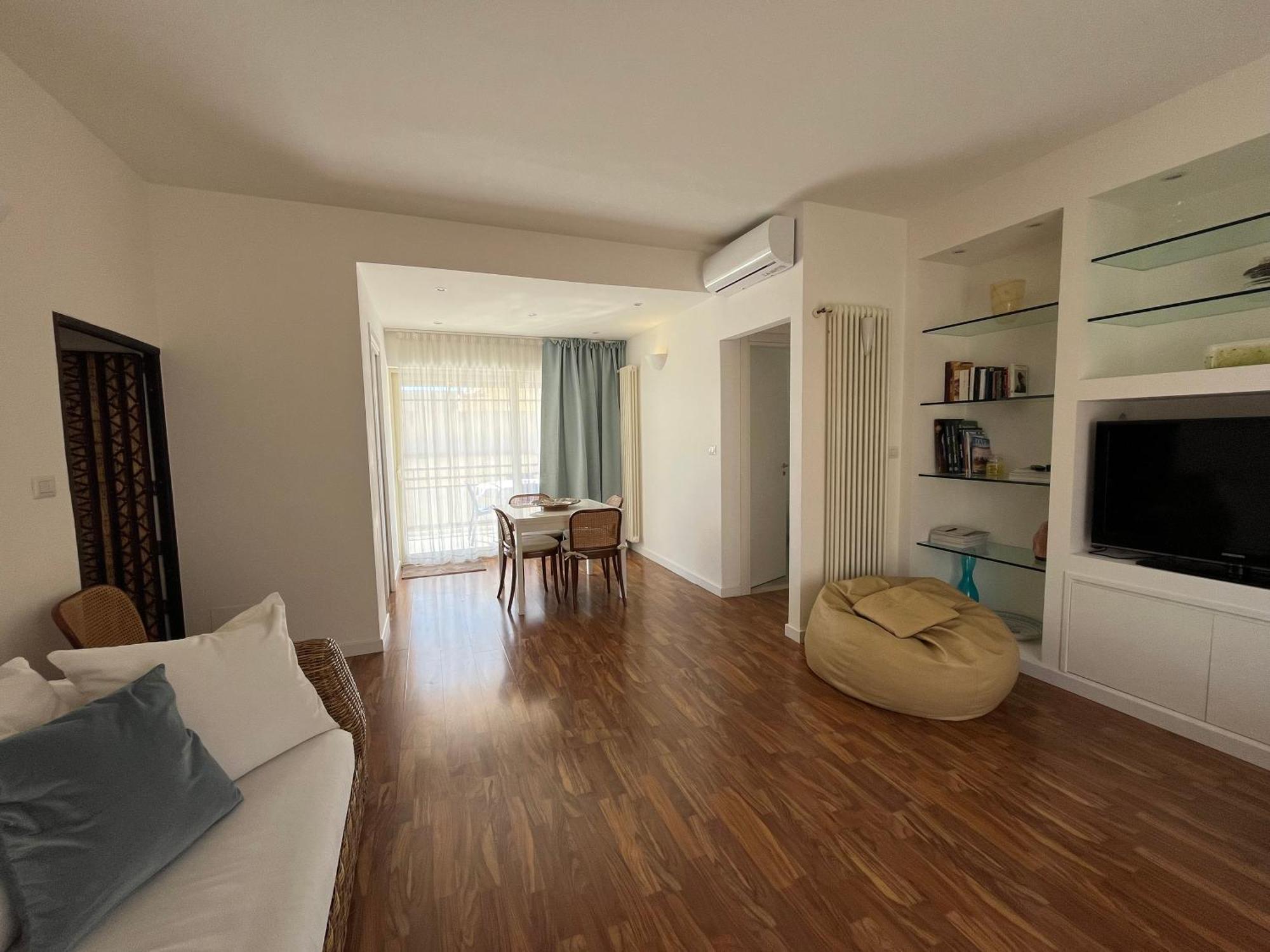 Apartment Mareluce *